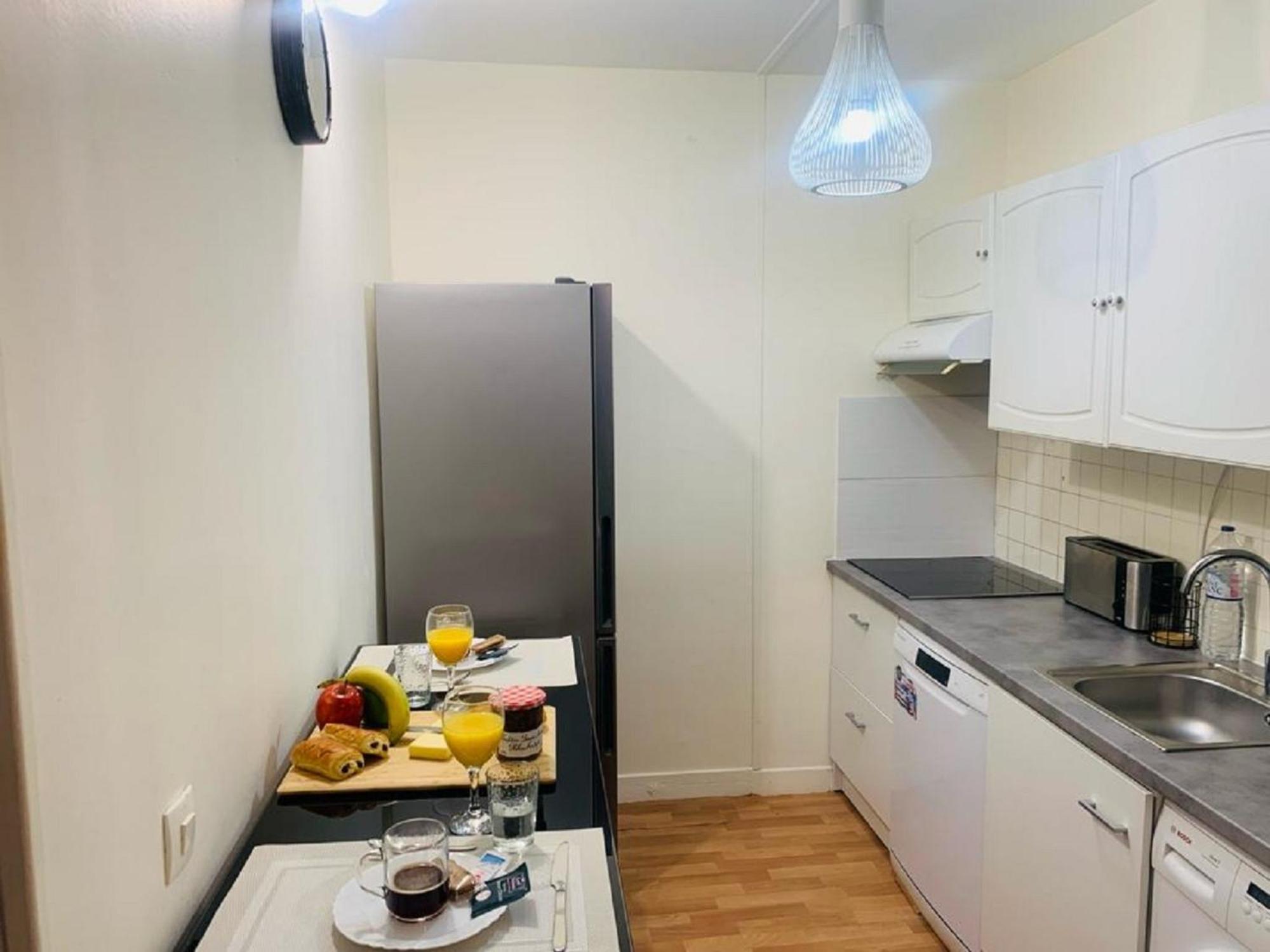 Appartement Calme Et Chaleureux Proche De Paris Курбевуа Экстерьер фото